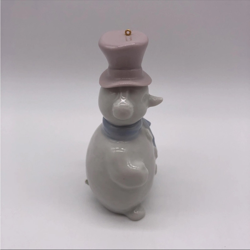 Vintage Lladro Snowman Christmas Ornament #5841 - Picture 2 of 10